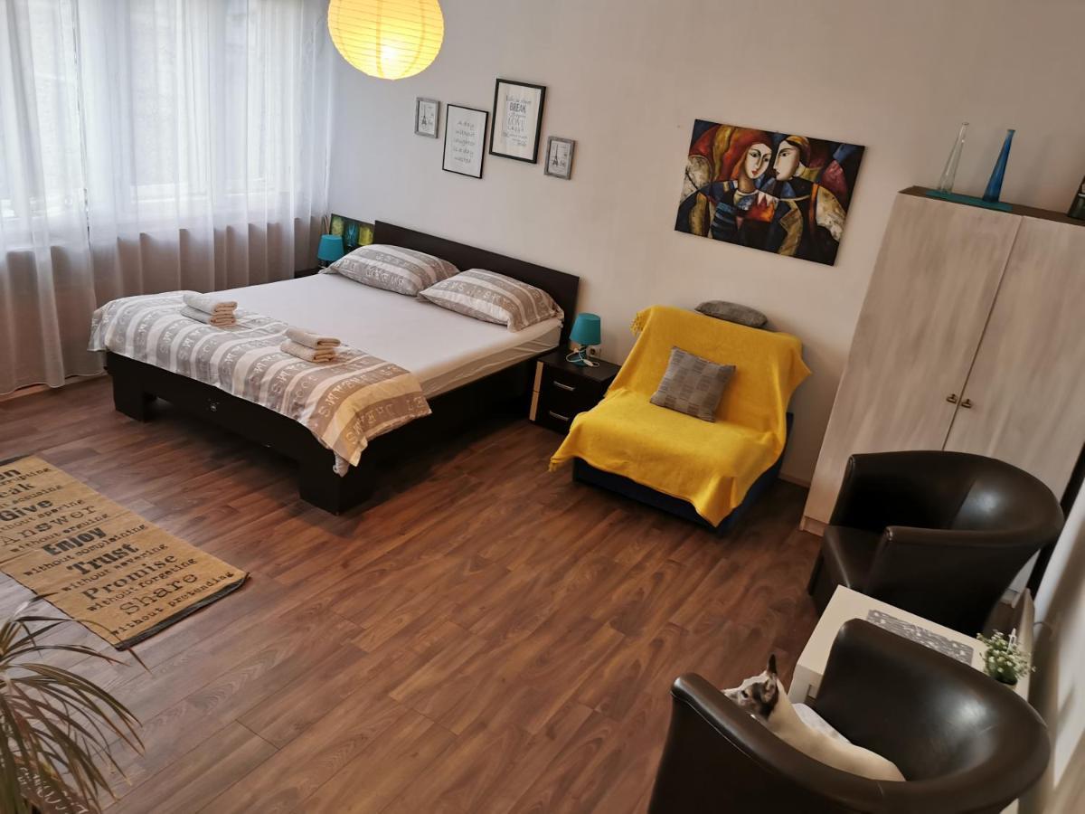 Apartment Gregory Белград Екстериор снимка